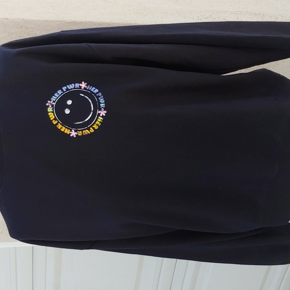 Ladies Cropped Happy Face Sweatshirt in Black-Large - Picture 1 of 8